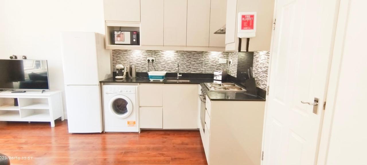 Lovely Beautiful Apartment In Marble Arch London Eksteriør billede